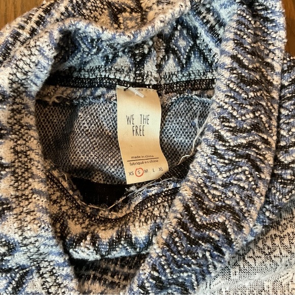Free People At The Lodge Turtleneck Sweater Small EUC - Picture 11 of 15